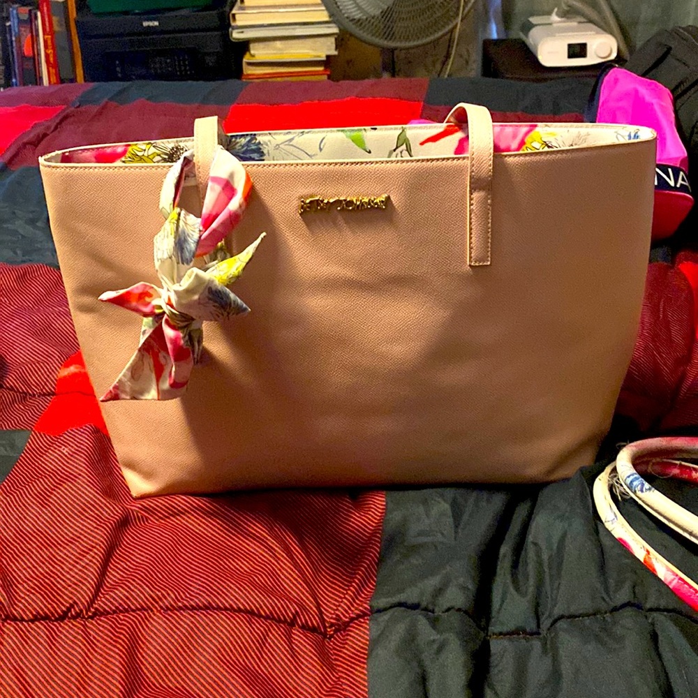 Betsy Johnson large tote bag